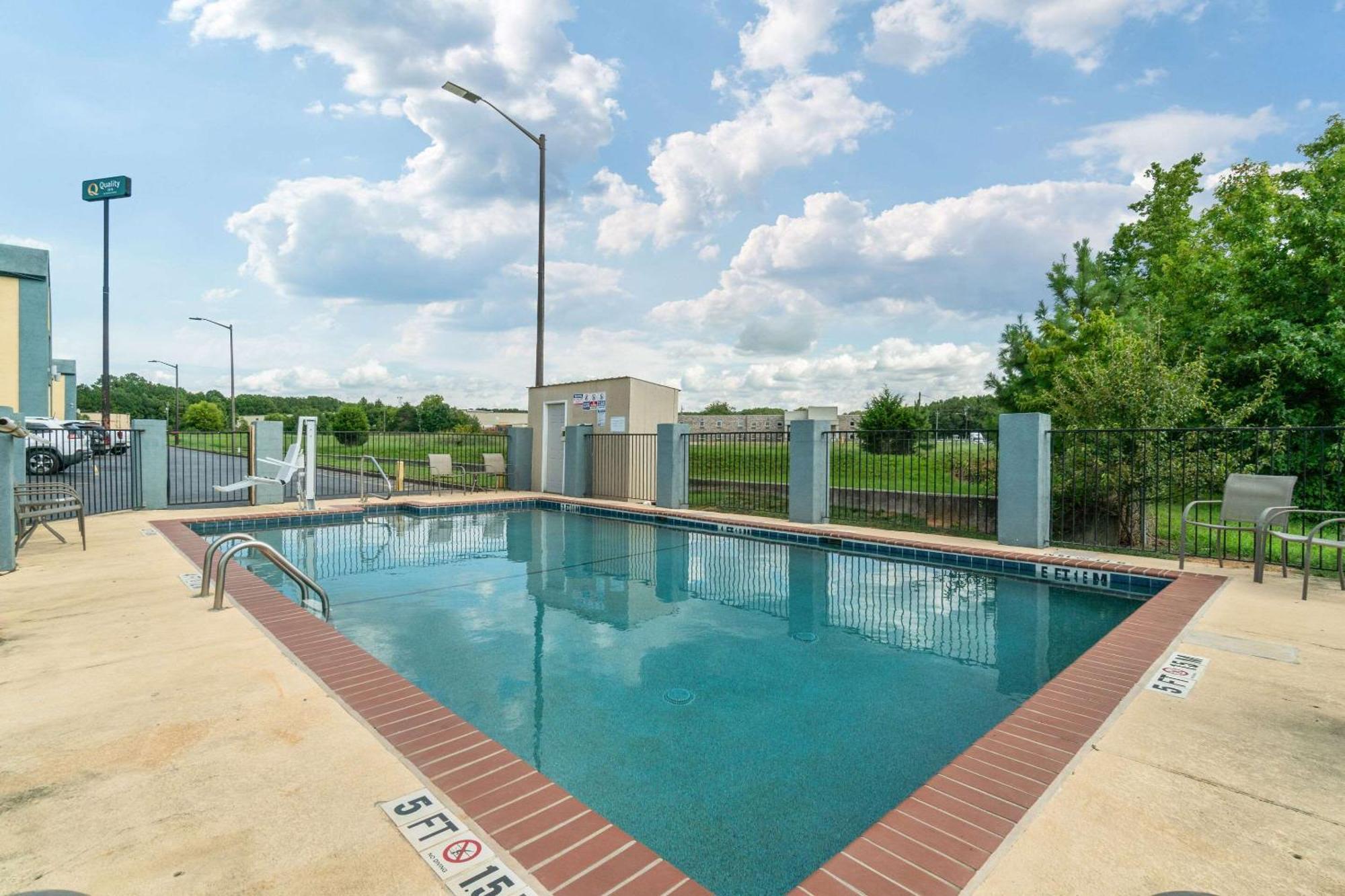 Quality Inn Adairsville-Calhoun South Exterior foto